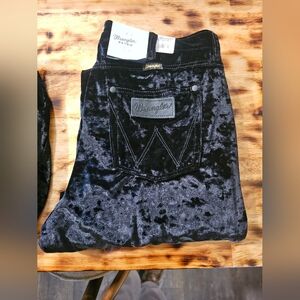 Wrangler High Rise Trumpet Flare